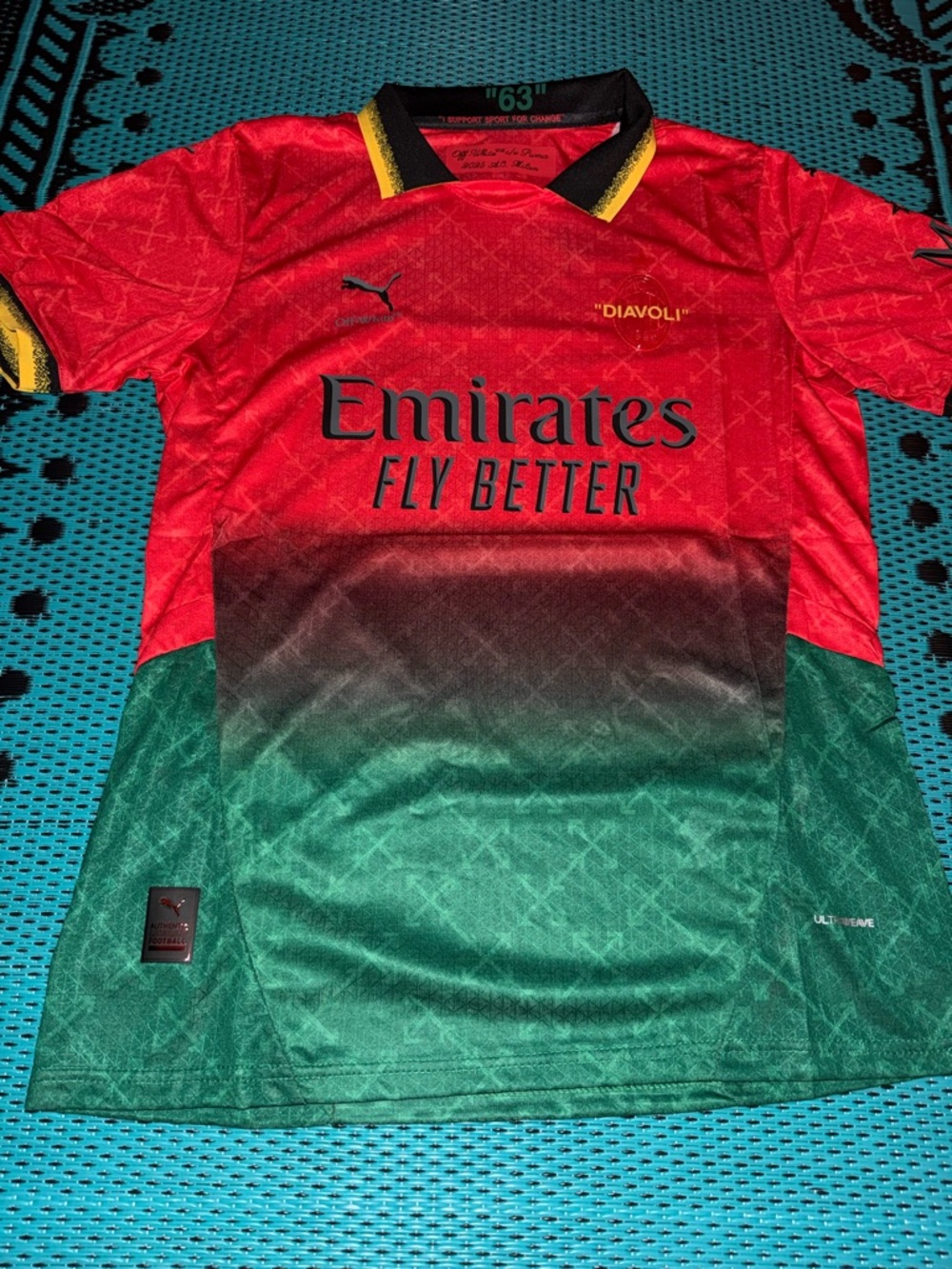 AC Milan Red Offwhite 24-25 4th Jersey/Kit Player Version (Medium)